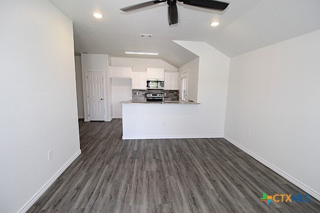 Building Photo - 118 Wind Ridge Dr Rental