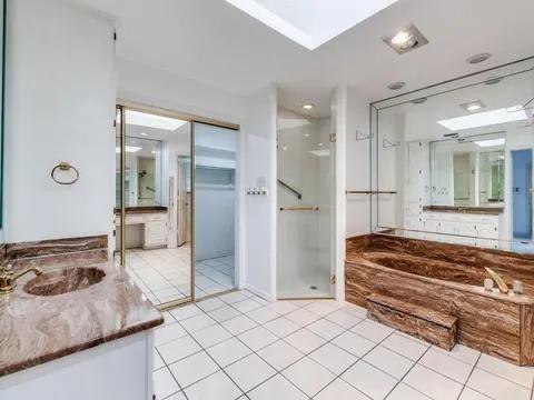 Photo - 5910 Buffridge Trail