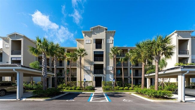 Building Photo - 17626 Gawthrop Dr Unit 206