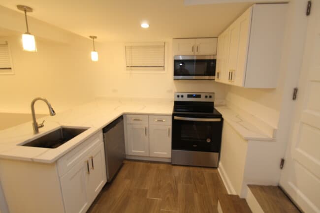 Photo - 5805 N Richmond St Unit G