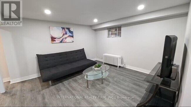 Photo - 47 Maxwell Ave