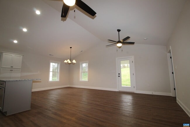 Photo - 205 Lindburgh Dr