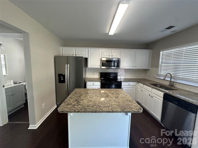 Photo - 6816 Southbrook Dr