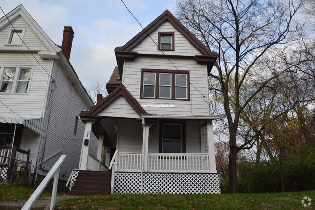 Building Photo - Updated 3 Bedroom in the Incline District Rental