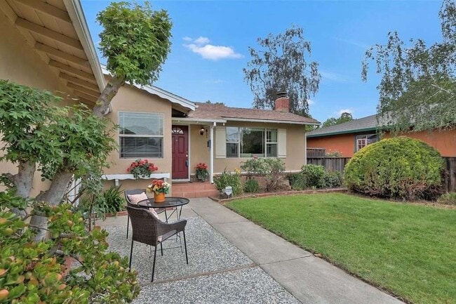 Photo - 467 Chestnut Ave