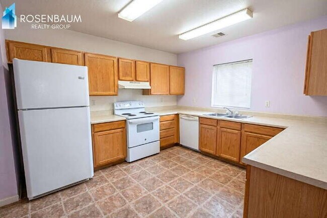 Photo - 10758 W Carousel Dr Unit B