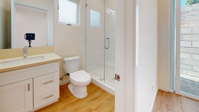 Photo - Spacious 2 & 3 Bedroom Apartments Available