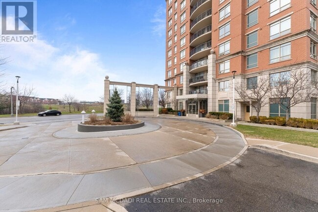 Photo - 2365 Central Park Dr Unité 908