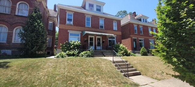 Photo - 219 W 1st Ave Unidad Apt C