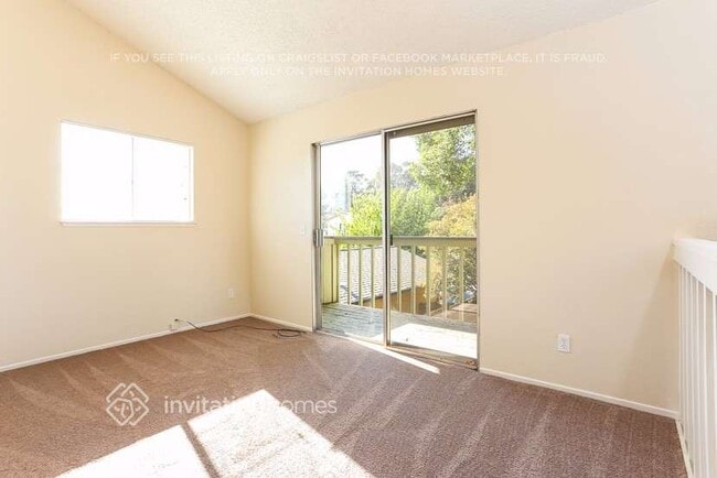 Photo - 716 Whispering Bay Ln