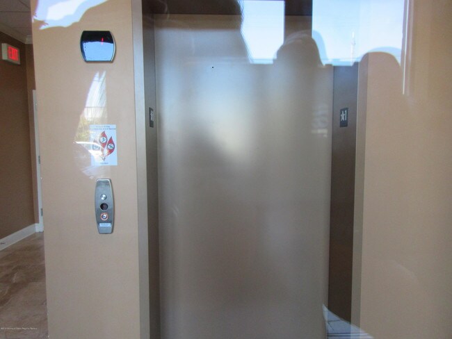 Photo - 701 Main St Unidad 301