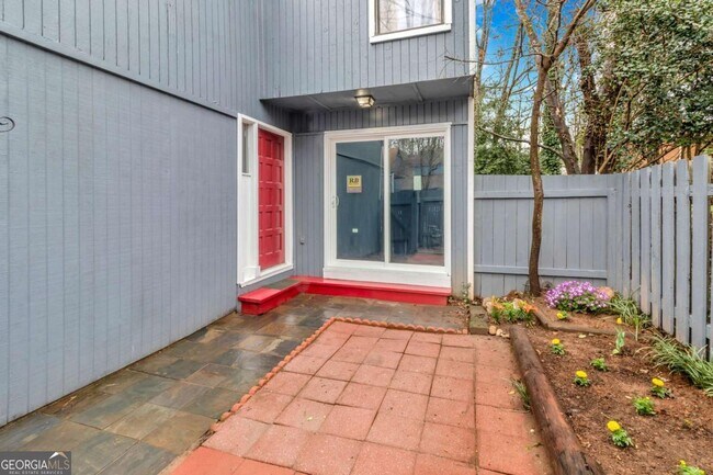 Photo - 1065 Mariners Dr