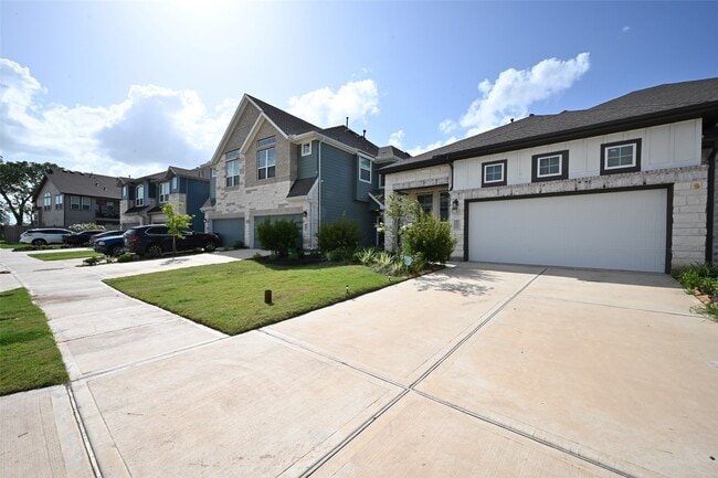 Photo - 1535 Cathedral Bend Drive