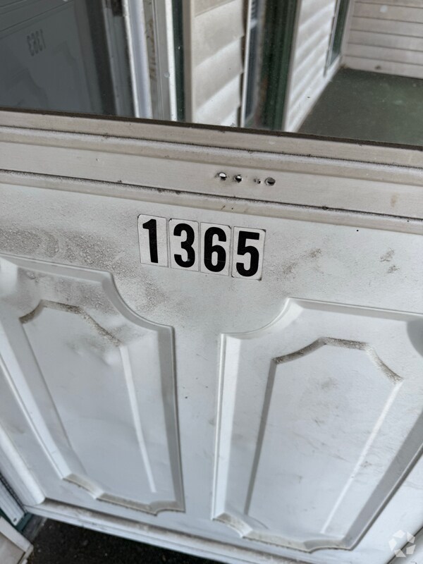 Building Photo - 1365 Capouse Ave Rental