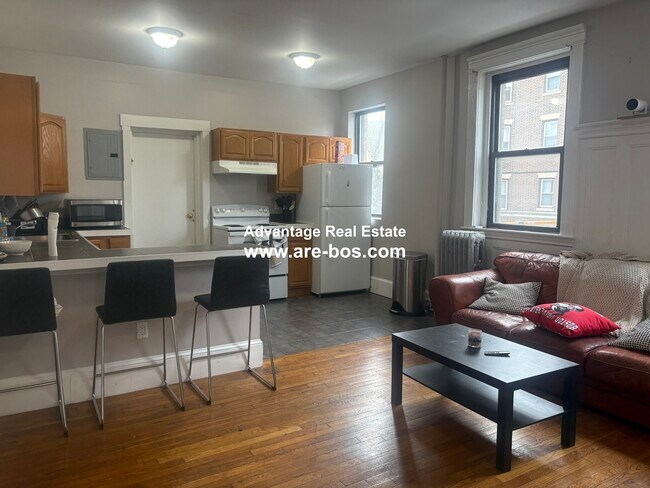 Photo - 1066 Commonwealth Ave Unit 31 DUPLICATE