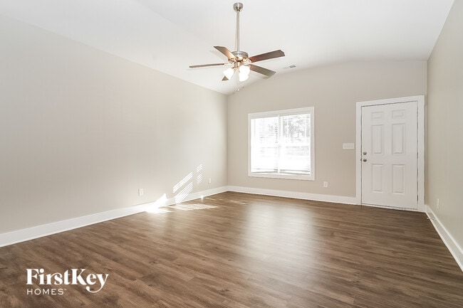 Photo - 4727 Holders Rd