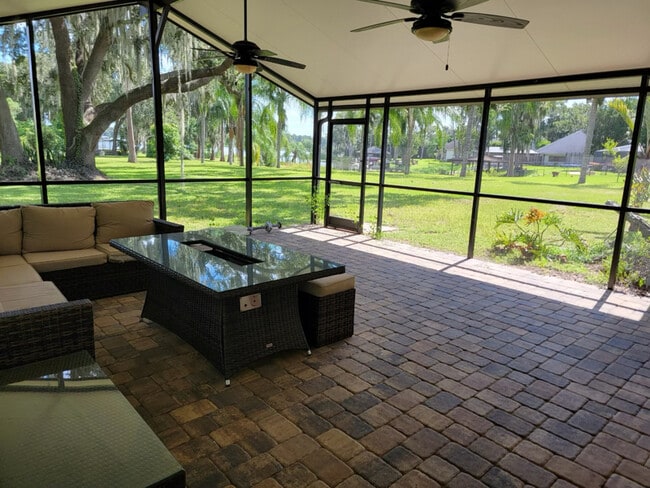 Photo - 1103 Ballinger Rd