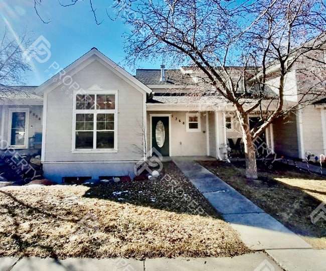 Building Photo - Glenwood Springs Townhouse