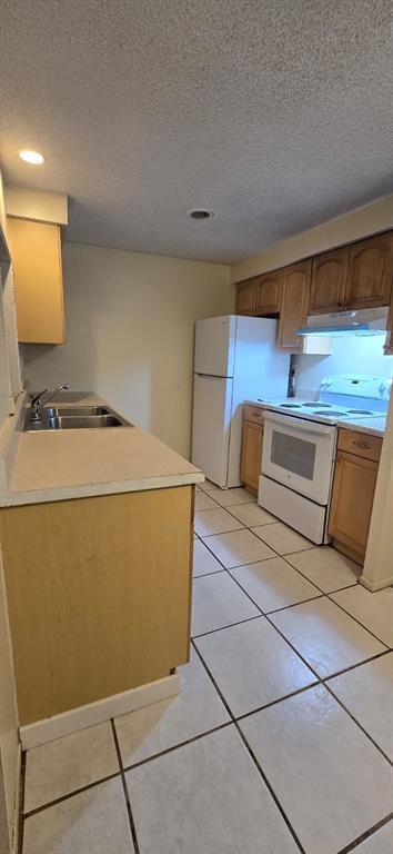 Photo - 401 Skylark Ln NW