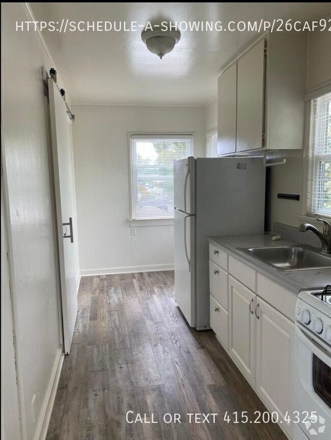 Building Photo - 21625 E Cliff-C Unit C Rental