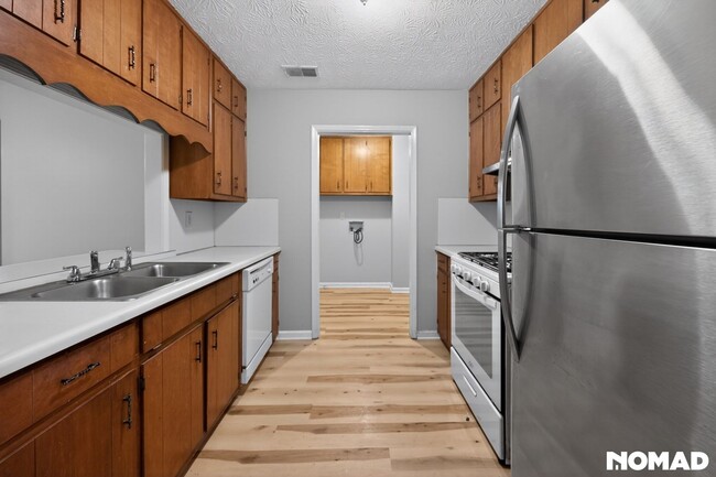 Photo - 2112 Fairway Ct SE