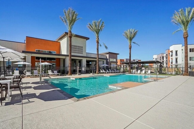 Photo - 1161 E O'Neil Dr