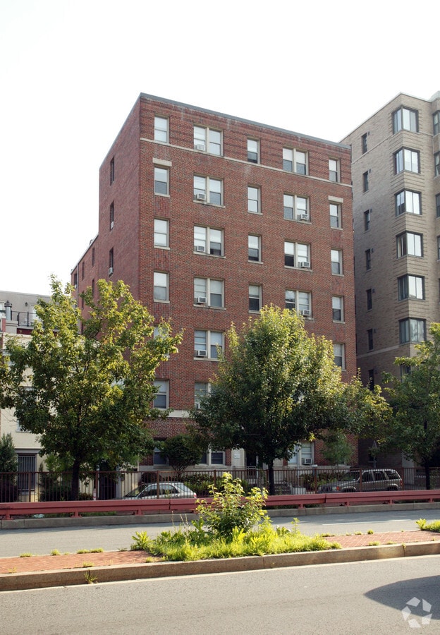 The Shoremeade - The Shoremeade