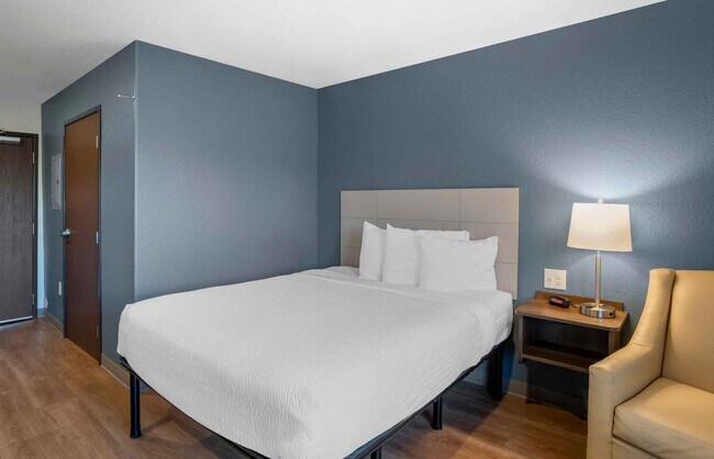 Furnished Studio-Charlotte - Northlake