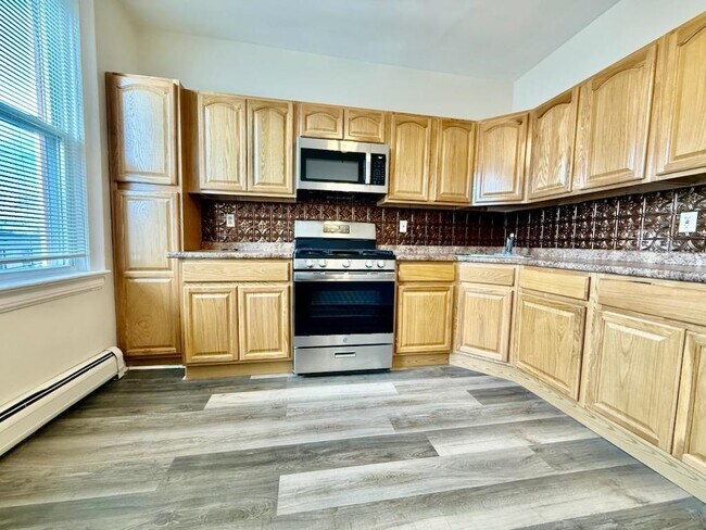 Photo - 315 Armstrong Ave Unidad 2