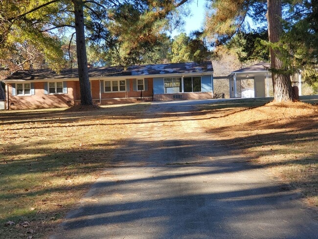 Building Photo - Home for Rent. Kerr Lake