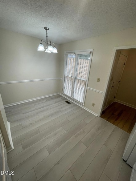 Photo - 212 S Hollybrook Rd