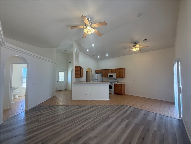 Photo - 3680 N Rainbow Dr