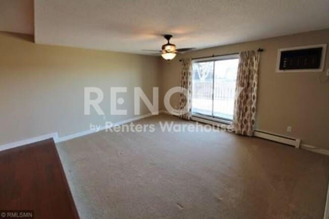 Photo - 1690 Highway 36 W