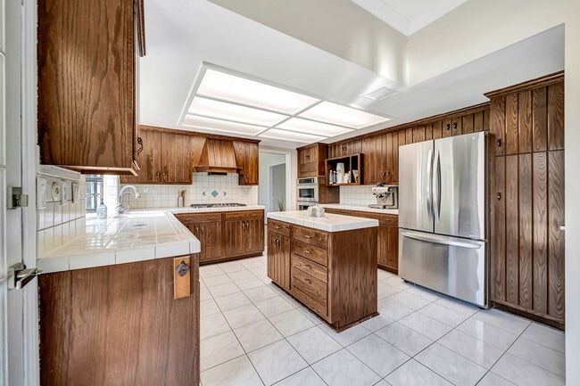 Photo - 30428 Penrod Dr