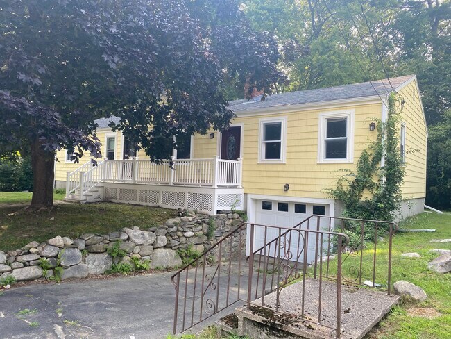 Photo - 7 Durkee Rd