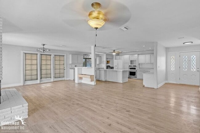 Photo - Modern 3Bdm 2Ba Home with Pool!