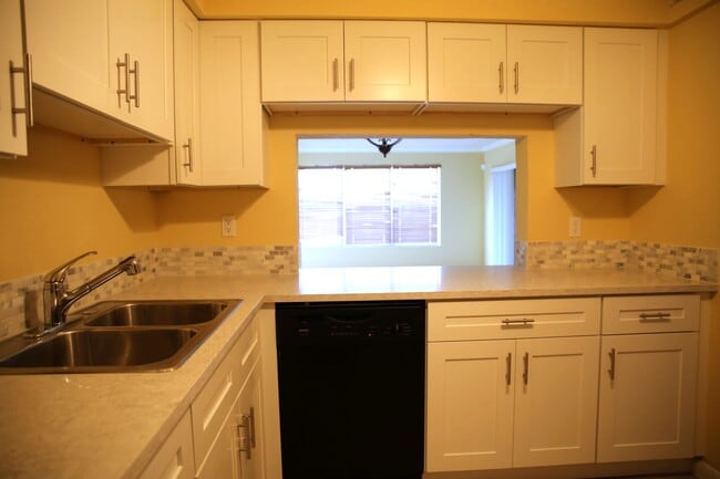 Photo - 2306 S Cypress Bend Dr Unit 318