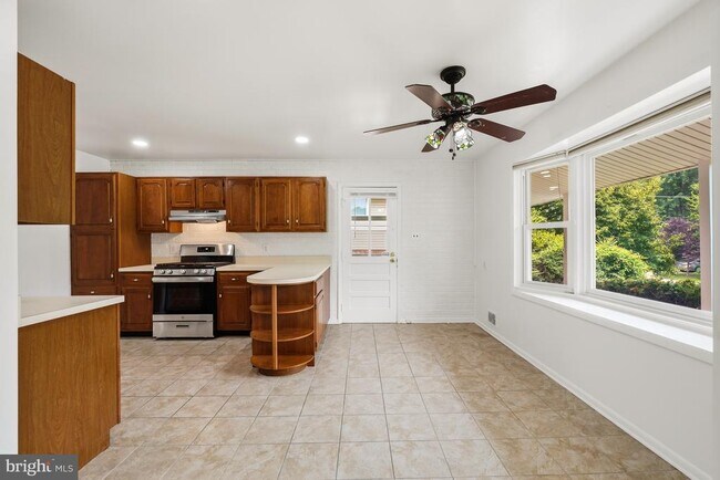 Photo - 11840 Enid Dr