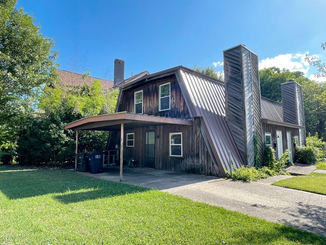 Photo - Affordable 2-Bedroom in the Heart of the A...