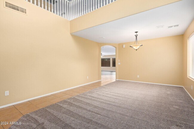 Photo - 28446 N Dolomite Ln