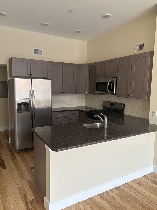 Photo - 1624 S Broad St