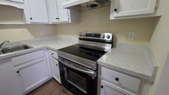 Photo - 6117 Key Hollow Ct