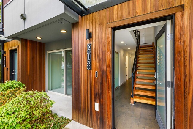 Photo - 3015C 60th Ave SW