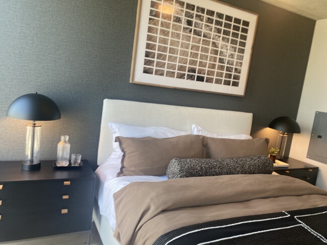 Photo - 234 W Polk St