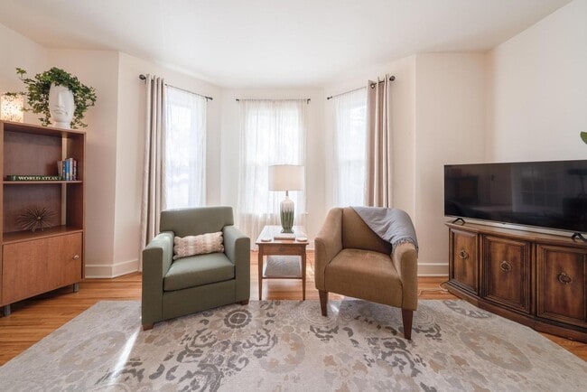 Photo - Meyer - Whittier Unit 132 1/2