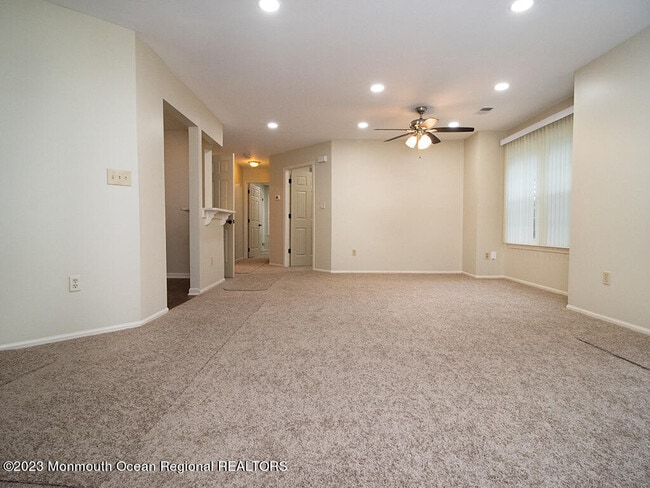 Photo - 459 Magnolia Ct