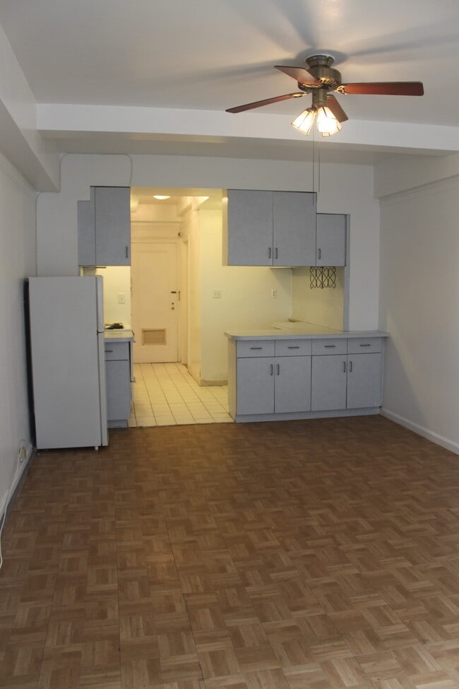 Photo - 310 Riverside Dr Unit 809
