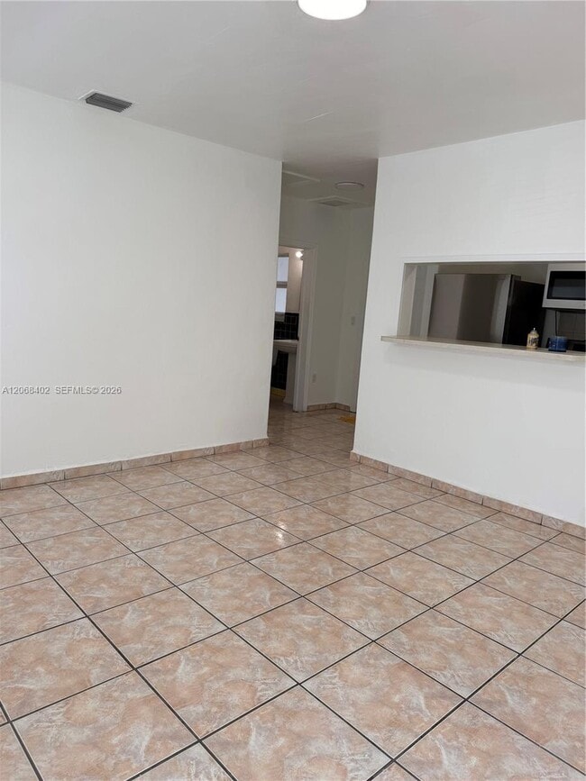 Photo - 636 SW 8th Ave Unit 636