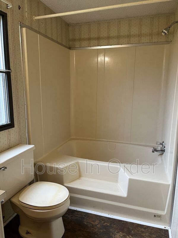 Photo - 193 Walter C Rd