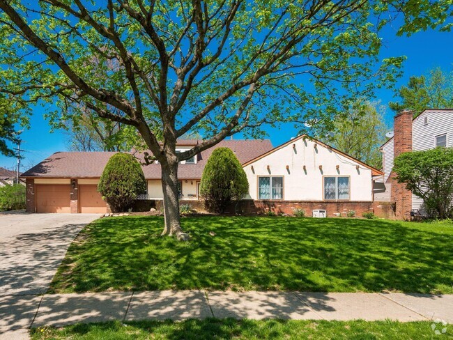 Building Photo - 1744 Moreland Dr Rental
